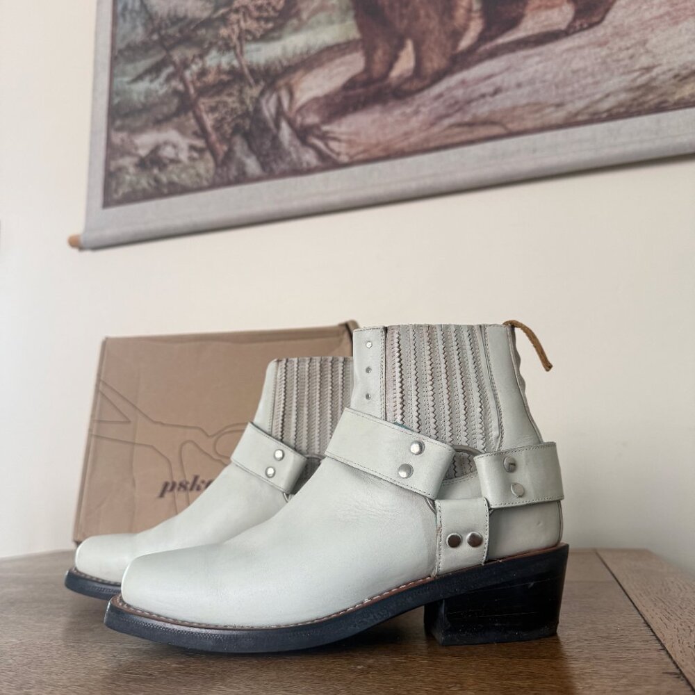 PS Kaufman Offroad Ankle Harness Boots – Bone (Size 9)